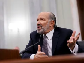 كيف يرى مرشح ترمب لحقيبة التجارة الرسوم والعلاقة مع الحلفاء والخصوم؟