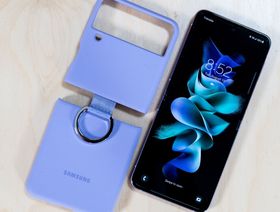 هاتف "غالاكسي زد فليب 3" القابل للطي من "سامسونغ" - المصدر: بلومبرغ