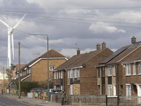 دراسة: إنجلترا قد تستغرق 4700 عام لتحقيق هدف طاقة الرياح