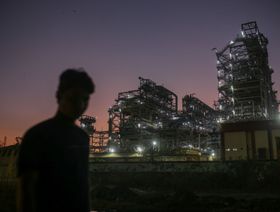 الهند تستعد لتجاوز الصين في طلب النفط مع تباين مسارات النمو