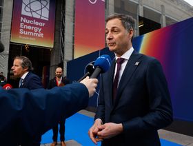 أوروبا تدرس استغلال الأصول الروسية المجمدة لصالح أوكرانيا