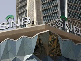 البنك الأهلي ينضم إلى موجة إصدارات الديون الدولارية بالقطاع المصرفي السعودي