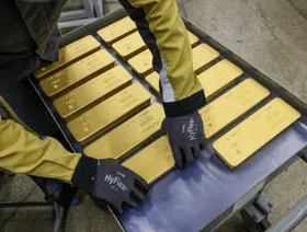 سعر الذهب بالقرب من أعلى مستوى وسط ترقب لرسوم ترمب