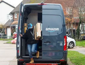 \"أمازون\" تسجّل أسرع نمو في وحدة الحوسبة السحابية منذ عام 2022