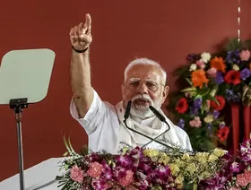 مودي يتحدى ترمب مع تصاعد الضغوط على واردات الهند من النفط الروسي