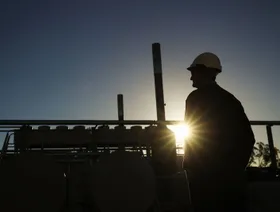 ديفيد فيكلينغ: شركات النفط تستثمر بالغاز على حساب الذهب الأسود