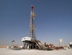 الجزائر تقترب من اتفاق مع \"إكسون\" و\"شيفرون\" لتطوير الغاز الصخري