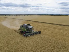 الرسوم الأميركية تهدد المزارعين بزيادة في أسعار المعدات عالمياً