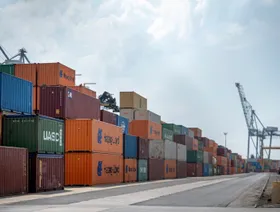 كندا تعتزم إلغاء الرسوم الجمركية الانتقامية على بعض السلع الأميركية