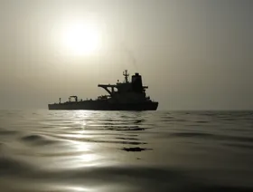 أسعار الشحن في الناقلات العملاقة تقفز مع الاندفاع نحو بدائل النفط الروسي