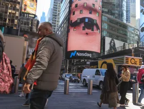 الاقتصاد العالمي على صفيح ساخن بسبب رسوم ترمب والذكاء الاصطناعي والديون