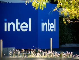 بلومبرغ: لا يمكن للحكومة الأميركية أن تحل مشاكل \"إنتل\"