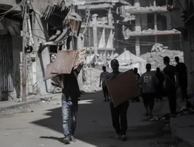 \"الشرق الأوسط\": إزالة الأنقاض المهمة الأصعب في إعمار غزة