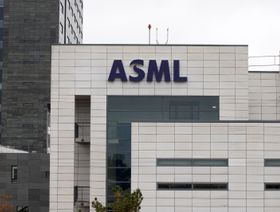 \"ASML\" تتوقع استمرار التعافي البطيء لسوق الرقائق خلال 2025