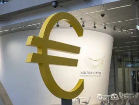 رسوم ترمب تهدد سلعاً أوروبية بقيمة 549 مليار يورو