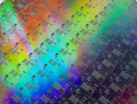 \"ASM\" الهولندية تخفض توقعات النصف الثاني بعد تراجع طلب الرقائق