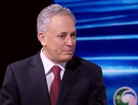 البيت الأبيض: قيود الذكاء الاصطناعي لا تشمل شركاءنا الاستراتيجيين