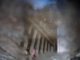 الذكاء الاصطناعي يوجه ضربة موجعة لمؤشرات وول ستريت