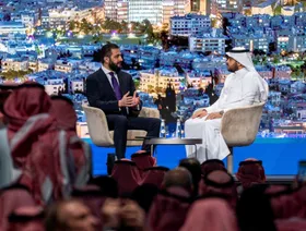 الرئيس السوري أحمد الشرع في جلسة حوار خلال فعاليات النسخة التاسعة من قمة "مبادرة مستقبل الاستثمار" في الرياض، المملكة العربية السعودية، 29 أكتوبر 2025 - رويترز 