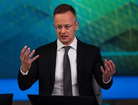 المجر توقع اتفاق غاز ضخماً استعداداً للتخلي عن شحنات روسيا