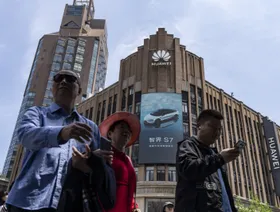 هواوي تخطط للتفوق على \"إنفيديا\" في رقائق الذكاء الاصطناعي بعد 3 سنوات