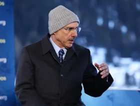 محمد العارضي، الرئيس التنفيذي لشركة "إنستكورب" متحدثاً إلى تلفزيون بلومبرغ على هامش منتدى دافوس الاقتصادي، بتاريخ 20 يناير 2025 - بلومبرغ