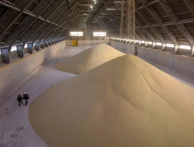 خلاف بين \"إيجاس\" و4 شركات أسمدة مصرية بسبب زيادة سعر الغاز