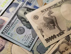 \"غولدمان ساكس\" يتوقع ارتفاع الين إلى 100 مقابل الدولار خلال العقد المقبل