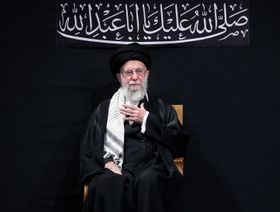 المرشد الإيراني علي خامنئي يحضر مراسم عاشوراء في طهران في أول ظهور علني له بعد الحرب مع إسرائيل. 5 يوليو 2025 - بلومبرغ