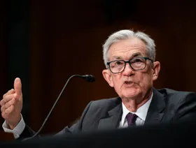 بيسنت لا يرى مبرراً لاستقالة باول من الاحتياطي الفيدرالي حالياً