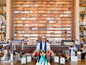 بلومبرغ: الوليد بن طلال في محادثات مع السيادي السعودي للاستحواذ على نادي الهلال