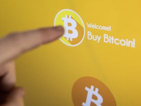 سعر بتكوين يسجل مستوى قياسياً مع فوز دونالد ترمب