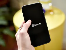 \"أوبن إيه آي\" في محادثات لبيع أسهم بتقييم يناهز نصف تريليون دولار