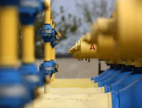 صمامات تنظيم التدفق في محطة قياس الغاز الطبيعي التي تديرها شركة "مولدوفا ترانزغاز" التابعة لشركة "مولدوفا غاز" بمنطقة كاوسيني في مولدوفا - بلومبرغ