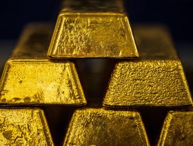 جزء من احتياطيات الذهب الخاصة بالبنك الوطني التشيكي، مُرتّبة في براغ، جمهورية التشيك - بلومبرغ