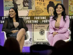 \"جنرال أتلانتيك\" تستحوذ على حصة بوحدة عطور \"هدى بيوتي\" في دبي