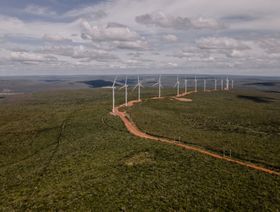 الاتحاد الأوروبي يتصدي للصين بتعزيز حماية طاقة الرياح