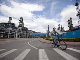 السعودية والصين تتبادلان الاستثمارات البتروكيماوية.. ينبع مقابل فوجيان