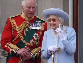 تشارلز ملكاً.. وداع وتتويج يغيران وجه بريطانيا