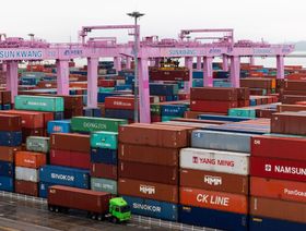 عودة صادرات كوريا الجنوبية للانتعاش تعزز توقعاتها للنمو