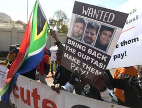 جنوب أفريقيا تطلب من الإمارات تسليم الأخوين غوبتا