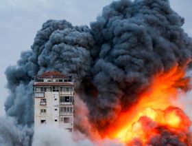 غزة تتعرض للقصف بعد هجوم غير مسبوق على إسرائيل