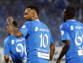 بلومبرغ: الأندية السعودية \"ستشد الحزام\" في صفقات الميركاتو الصيفي
