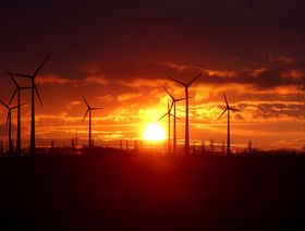 المغرب يسعى لجذب استثمارات دولية بـ14.5 مليار درهم لمشروعات طاقة الرياح