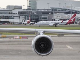 "كانتاس إيرويز" ترفع أسعار تذاكر الطيران لتعويض ارتفاع تكاليف الوقود - المصدر: بلومبرغ