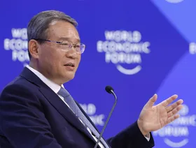 الانفراج بين أميركا والصين يتسع مع صفقة \"تيك توك\" والجهود الدبلوماسية