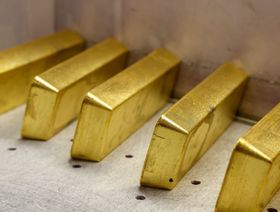 الذهب يستعد للانطلاق تزامنا مع انفلات التضخم - المصدر: بلومبرغ