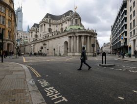 بنك إنجلترا يصعّد معركته ضد التضخم ويرفع الفائدة 50 نقطة أساس