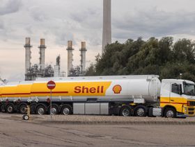 \"شل\" تحافظ على وتيرة إعادة شراء الأسهم مع تخطي أرباحها التوقعات