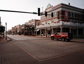 المطورون في بنتونفيل، أركنساس، حريصون على تعزيز جاذبية المدينة الصغيرة للعاملين عن بُعد - المصدر: بلومبرغ